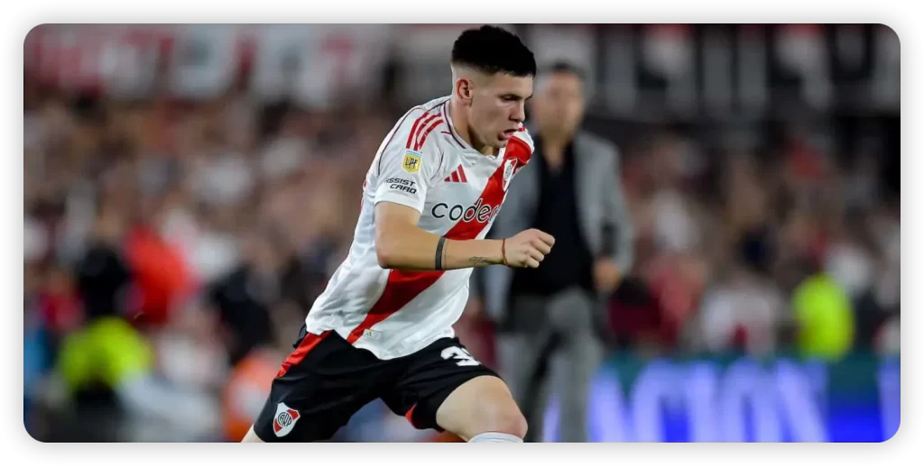 Chelsea Leading the Charge for Bournemouth’s Dean Huijsen